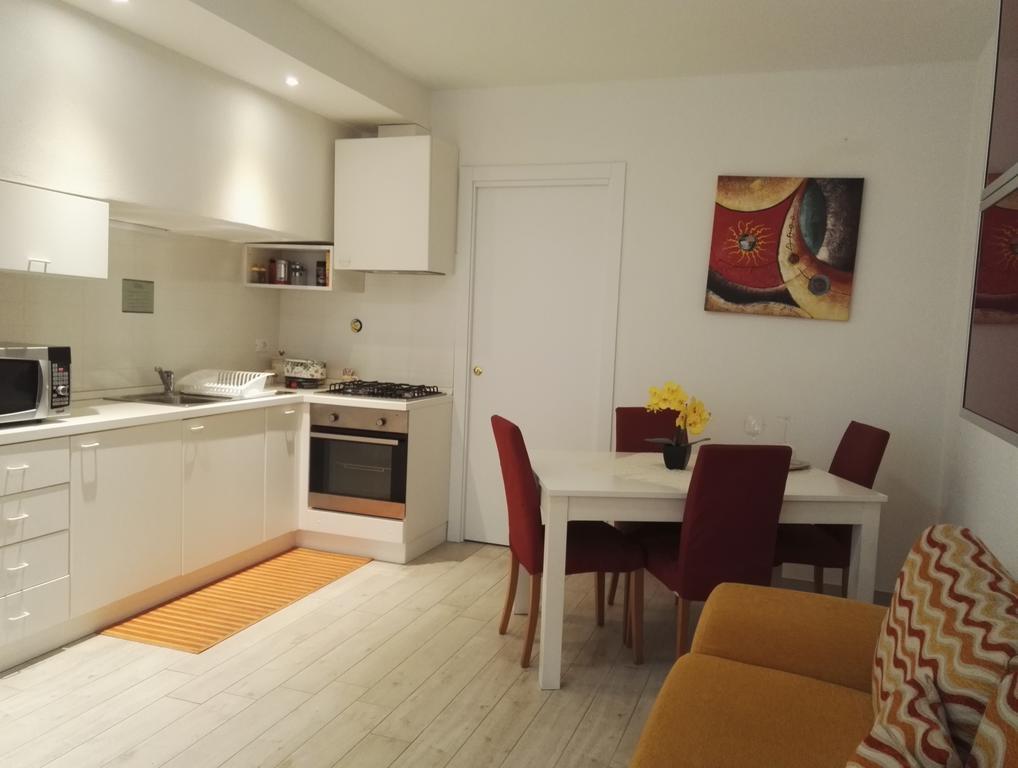 La Casa Nel Borgo Sul Lago Pisogne Exterior foto